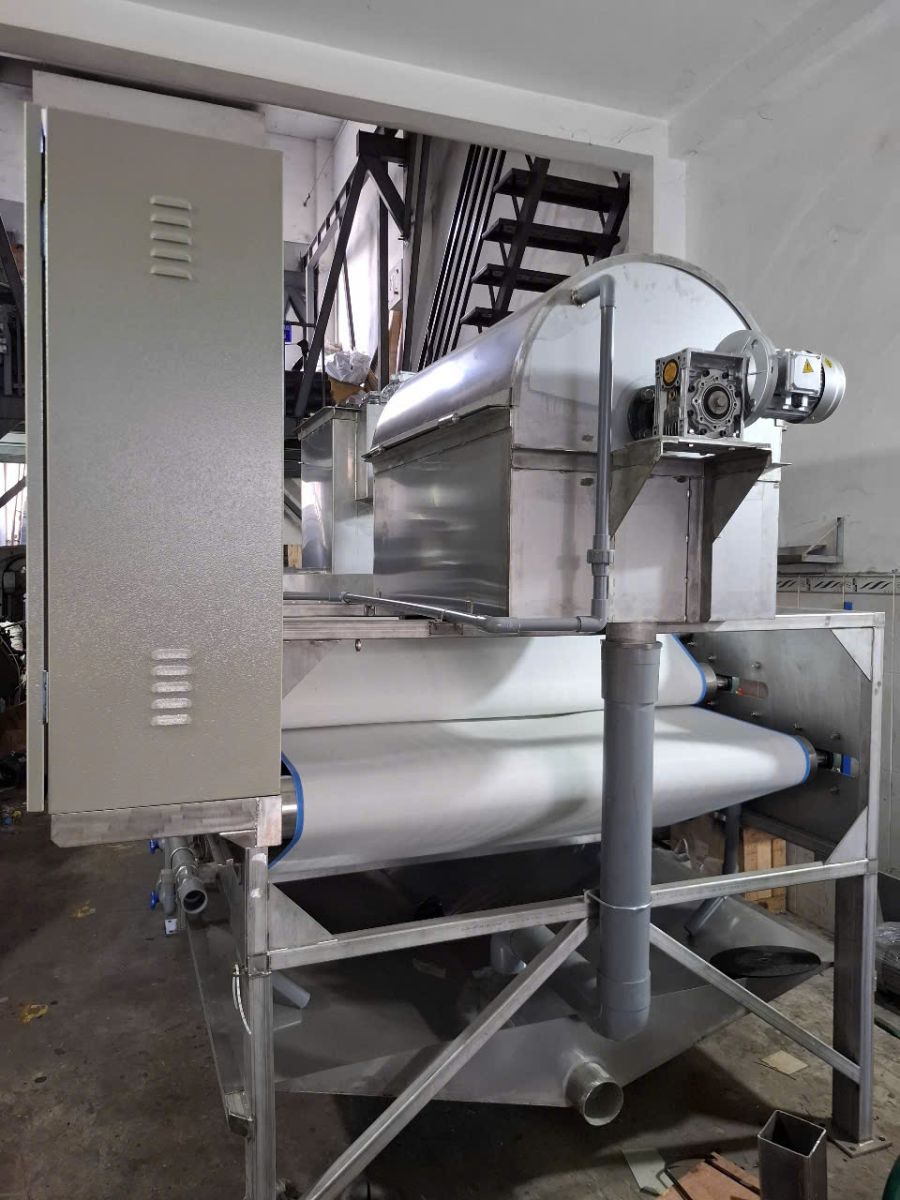 Máy ép bùn băng tải 1000