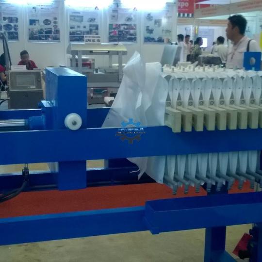 Máy ép lọc Việt Nam