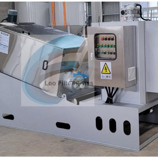 Máy ép phân lợn 