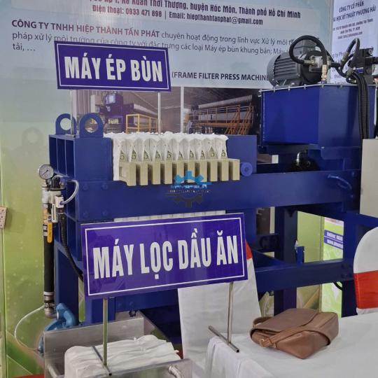 M&aacute;y &eacute;p lọc khung bản 