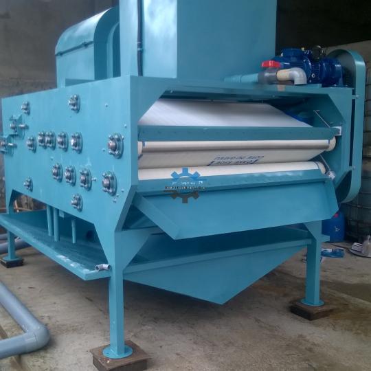 Máy ép bùn băng tải Việt Nam 